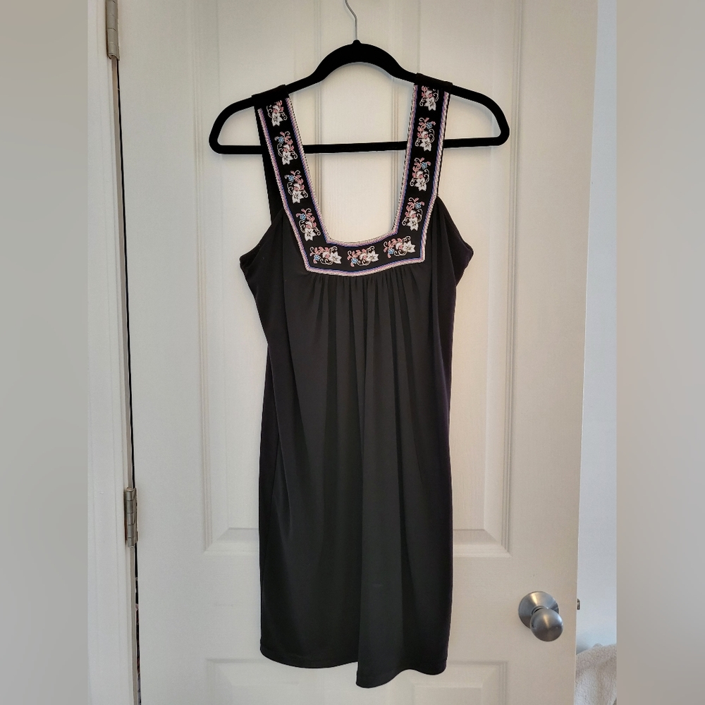 Black tunic dress with embroidered trim